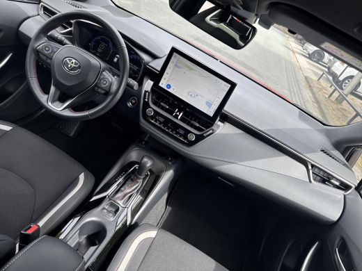Toyota Corolla Hybrid 140 GR Sport | 06-10141018 Voor meer informatie ActivLease financial lease
