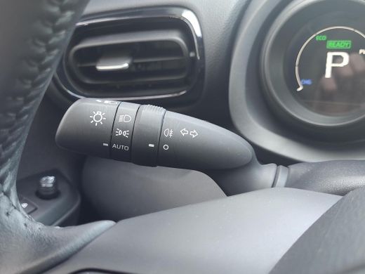 Toyota Yaris Cross 1.5 Hybrid Active | Apple CarPlay | Parkeercamera | Rijklaarprijs incl. garantie | ActivLease financial lease