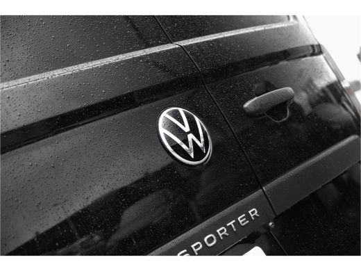 Volkswagen E-Transporter | Life Edition | Volledig Elektrisch | Trekhaak | Stoelverwarming | App-Connect | Camera | PDC ActivLease financial lease