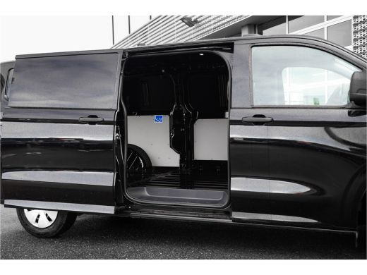 Volkswagen E-Transporter | Life Edition | Volledig Elektrisch | Trekhaak | Stoelverwarming | App-Connect | Camera | PDC ActivLease financial lease