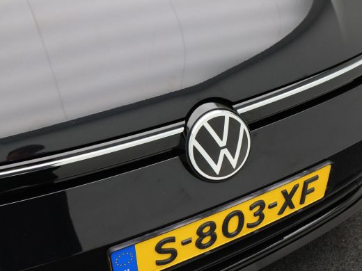 Volkswagen Golf 1.0 eTSi 110 Pk Automaat Life | Adaptive Cruise Control | Climate Control | Parkeersensoren | Nav... ActivLease financial lease