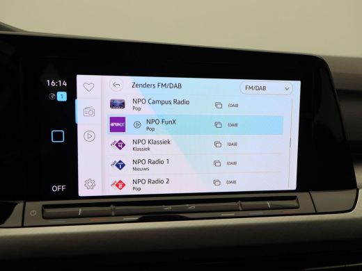 Volkswagen Golf 1.0 eTSi 110 Pk Automaat Life | Adaptive Cruise Control | Climate Control | Parkeersensoren | Nav... ActivLease financial lease