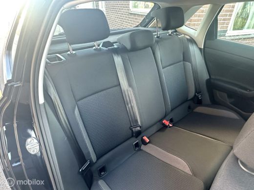 Volkswagen Polo 1.0 TSI Life Business NIEUW MODEL CLIMATE CONTROLE STOELVERWARMING CARPLAY PARKEERSENSOREN ZEER N... ActivLease financial lease