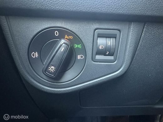 Volkswagen Polo 1.0 TSI Life Business NIEUW MODEL CLIMATE CONTROLE STOELVERWARMING CARPLAY PARKEERSENSOREN ZEER N... ActivLease financial lease