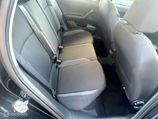 Volkswagen Polo 1.0 TSI Life Business NIEUW MODEL CLIMATE CONTROLE STOELVERWARMING CARPLAY PARKEERSENSOREN ZEER N... ActivLease financial lease