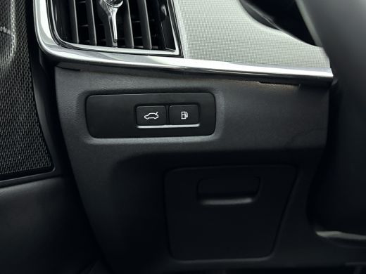 Volvo  V90 2.0 T8 Plug-in hybrid AWD Ultra Dark | Luchtvering | PDC + 360 camera | 20 inch LM Velgen | Stoel... ActivLease financial lease