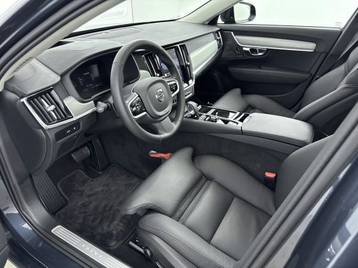 Volvo  V90 2.0 T8 Plug-in hybrid AWD Ultra Dark | Luchtvering | PDC + 360 camera | 20 inch LM Velgen | Stoel... ActivLease financial lease