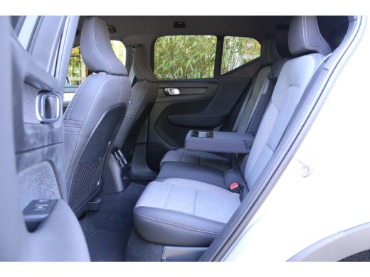 Volvo  XC40 1.5 T5 Recharge Inscription Expression | Adaptive Cruise | Camera | Stuur/stoelverwarming | Keyless ActivLease financial lease