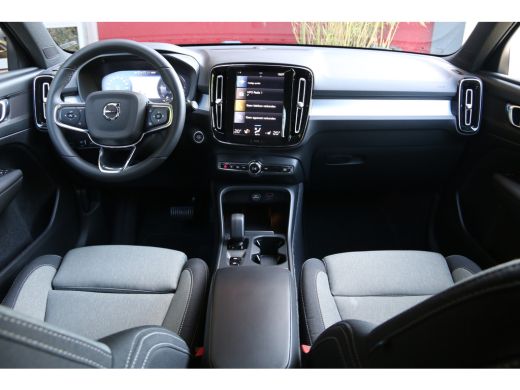 Volvo  XC40 1.5 T5 Recharge Inscription Expression | Adaptive Cruise | Stuur/stoelverwarming | Camera | Keyless ActivLease financial lease