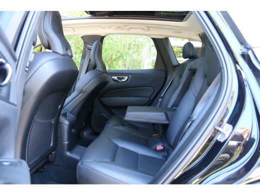 Volvo  XC60 2.0 T6 Plug-in hybrid AWD Inscription | Panoramadak | 360 Camera | Pilot Assist | Memory ActivLease financial lease