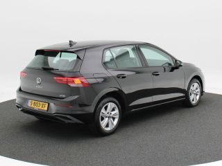 Volkswagen Golf 1.0 eTSi 110 Pk Automaat Life | Adaptive Cruise Control | Climate Control | Parkeersensoren | Nav...