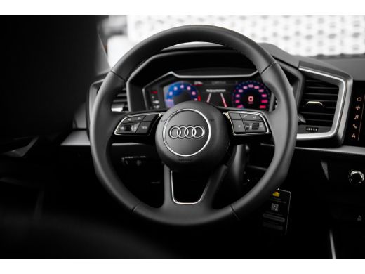 Audi A1 Sportback 25 TFSI Pro Line | 17" Cruise control | Audi Virtual Cockpit ActivLease financial lease