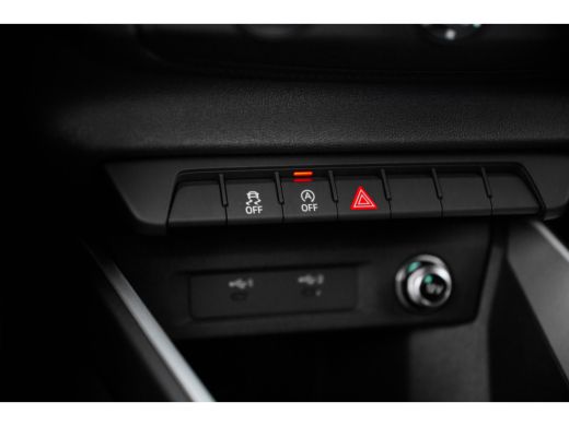 Audi A1 Sportback 25 TFSI Pro Line | 17" Cruise control | Audi Virtual Cockpit ActivLease financial lease