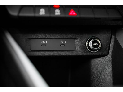 Audi A1 Sportback 25 TFSI Pro Line | 17" Cruise control | Audi Virtual Cockpit ActivLease financial lease