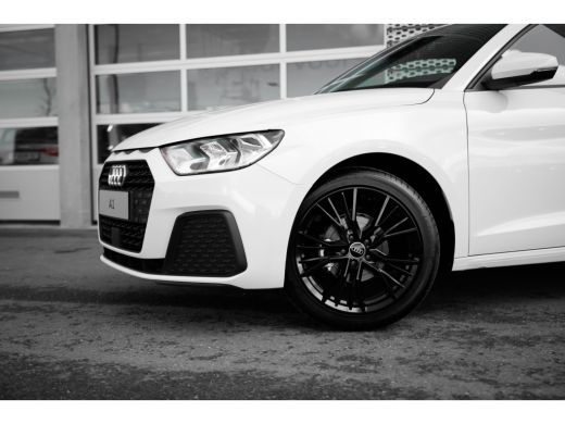 Audi A1 Sportback 25 TFSI Pro Line | 17" Cruise control | Audi Virtual Cockpit ActivLease financial lease