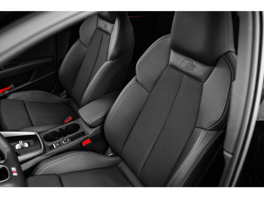 Audi A3 Sportback 30 TFSI S edition | Stoelverw. voor | Cruise Control Adaptief | Navigatie ActivLease financial lease