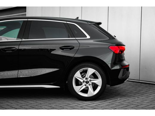 Audi A3 Sportback 30 TFSI S edition | Stoelverw. voor | Cruise Control Adaptief | Navigatie ActivLease financial lease