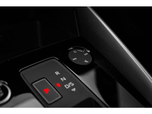 Audi A3 Sportback 30 TFSI S edition | Stoelverw. voor | Cruise Control Adaptief | Navigatie ActivLease financial lease