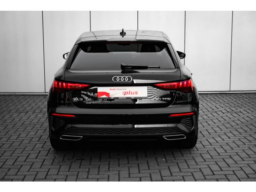 Audi A3 Sportback 30 TFSI S edition | Stoelverw. voor | Cruise Control Adaptief | Navigatie ActivLease financial lease