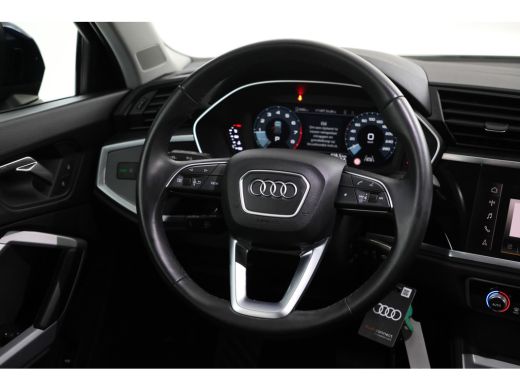 Audi Q3 35 TFSI Advanced edition Airco, Apple carplay, Achterruitrij camera. ActivLease financial lease