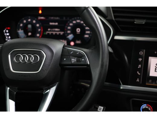 Audi Q3 35 TFSI Advanced edition Airco, Apple carplay, Achterruitrij camera. ActivLease financial lease