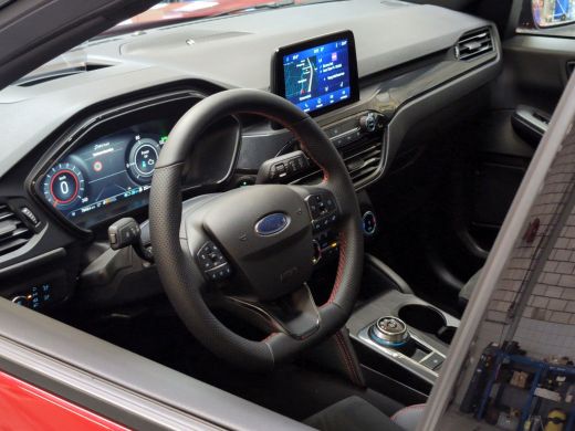 Ford Kuga 2.5 PHEV ST-Line X | AGR-Stoelen | 20 inch! | Winter Pack | Head-up ActivLease financial lease