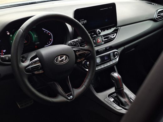 Hyundai i30 Wagon 1.5 T-GDi MHEV N Line | Panoramisch schuif/kantel dak | Stoel/stuurverwarming | Achteruitri... ActivLease financial lease