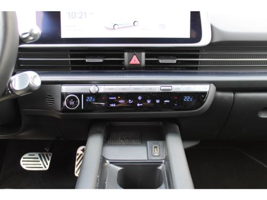 Hyundai IONIQ 6 Connect 77.4 kWh | Achterstoelen verwarmd | Achteruitrijcamera | Bluetooth telefoonvoorbereiding ActivLease financial lease