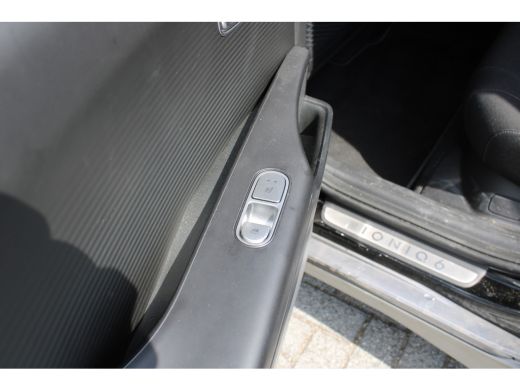 Hyundai IONIQ 6 Connect 77.4 kWh | Achterstoelen verwarmd | Achteruitrijcamera | Bluetooth telefoonvoorbereiding ActivLease financial lease