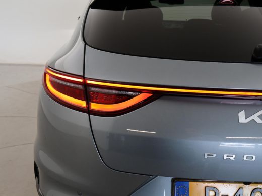 Kia ProCeed 1.5 T-GDi 160 PK GT-LINE AUT. + PANORAMA | CAMERA | STOEL/STUURWIELVERW. | CARPLAY | LED ActivLease financial lease