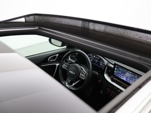 Kia ProCeed 1.5 T-GDi 160 PK GT-LINE AUT. + PANORAMA | CAMERA | STOEL/STUURWIELVERW. | CARPLAY | LED ActivLease financial lease