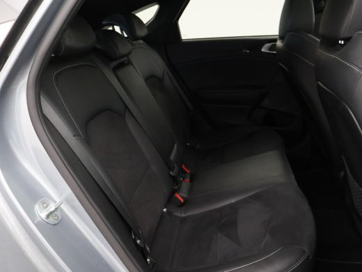 Kia ProCeed 1.5 T-GDi 160 PK GT-LINE AUT. + PANORAMA | CAMERA | STOEL/STUURWIELVERW. | CARPLAY | LED ActivLease financial lease