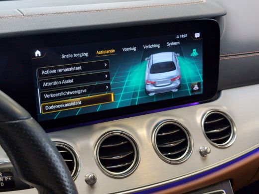 Mercedes E-Klasse 300 e Business Solution AMG | Matrix LED | Camera | Leder | Trekhaak ActivLease financial lease