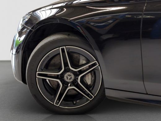 Mercedes E-Klasse 300 e Business Solution AMG | Matrix LED | Camera | Leder | Trekhaak ActivLease financial lease