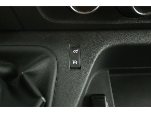 Renault Master T35 2.3 dCi L2H2 180PK Airco Camera Carplay Cruise Navigatie PDC 3 Persoons Elektrpakket ActivLease financial lease