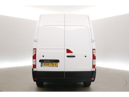 Renault Master T35 2.3 dCi L2H2 180PK Airco Camera Carplay Cruise Navigatie PDC 3 Persoons Elektrpakket ActivLease financial lease