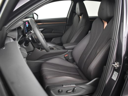 Seat Terramar 1.5 TSI e-Hybrid 200kW / 272pk l Sennheiser Audio l Matrix Ultra l 20" "hadron copper" l Panoramadak ActivLease financial lease