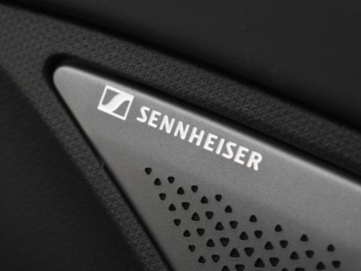 Seat Terramar 1.5 TSI e-Hybrid 200kW / 272pk l Sennheiser Audio l Matrix Ultra l 20" "hadron copper" l Panoramadak ActivLease financial lease