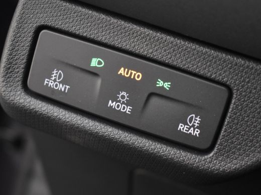 Seat Terramar 1.5 TSI e-Hybrid 200kW / 272pk l Sennheiser Audio l Matrix Ultra l 20" "hadron copper" l Panoramadak ActivLease financial lease
