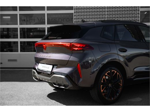CUPRA Terramar 1.5 TSI e-Hybrid VZ America s CUP | Leder interieur | Panoramadak | Rondom Camera ActivLease financial lease