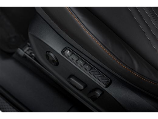 CUPRA Terramar 1.5 TSI e-Hybrid VZ America s CUP | Leder interieur | Panoramadak | Rondom Camera ActivLease financial lease