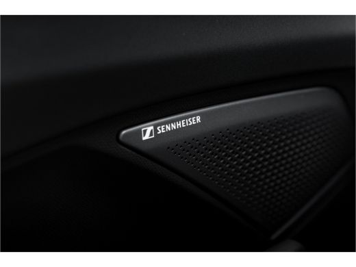CUPRA Terramar 1.5 TSI e-Hybrid VZ America s CUP | Leder interieur | Panoramadak | Rondom Camera ActivLease financial lease