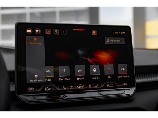 CUPRA Terramar 1.5 TSI e-Hybrid VZ America s CUP | Leder interieur | Panoramadak | Rondom Camera ActivLease financial lease