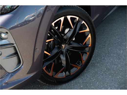 CUPRA Terramar 1.5 TSI e-Hybrid VZ America s CUP | Leder interieur | Panoramadak | Rondom Camera ActivLease financial lease