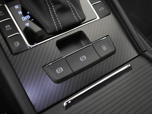 Skoda Superb Combi 1.4 TSI 218pk iV Sportline Business | 100% Dealeronderhouden | Panorama-dak | Adaptive crui... ActivLease financial lease