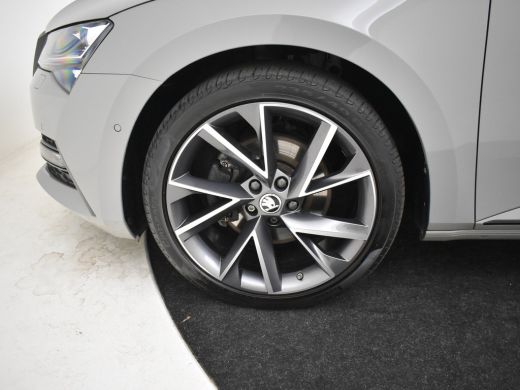 Skoda Superb Combi 1.4 TSI 218pk iV Sportline Business | 100% Dealeronderhouden | Panorama-dak | Adaptive crui... ActivLease financial lease