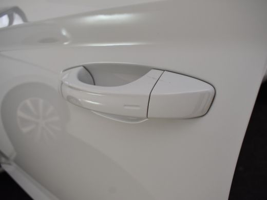 Skoda Superb Combi 1.4 TSI iV Business Edition Plus 218pk | Panorama dak | Dodehoekdetectie | Trekhaak | Elekt... ActivLease financial lease