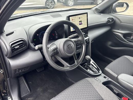 Toyota Yaris Cross 1.5 Hybrid 115 First Edition **STOEL EN STTURWIELVERWARMING/ KEYLESS/ 36 MAANDEN GARANTIE** ActivLease financial lease