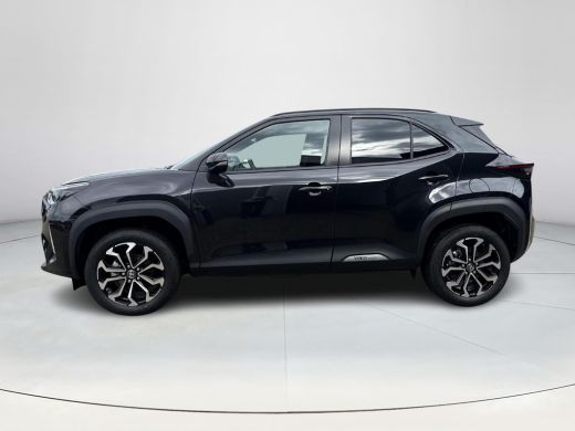 Toyota Yaris Cross 1.5 Hybrid 115 First Edition **STOEL EN STTURWIELVERWARMING/ KEYLESS/ 36 MAANDEN GARANTIE** ActivLease financial lease