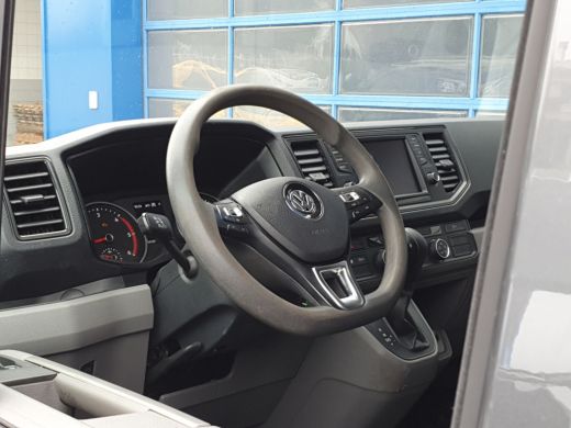 Volkswagen Crafter 35 2.0 TDI Automaat L3H3 (L2H2) 3000kg Trekgewicht ActivLease financial lease
